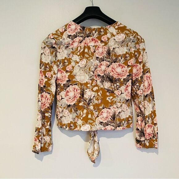 Soft Surroundings Brown Floral Button Tie Front Blouse Size Small - Picture 3 of 6